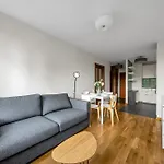 Kozmiana - Workspace, Bus&park Nearby - By Rentujemy * Varsovie