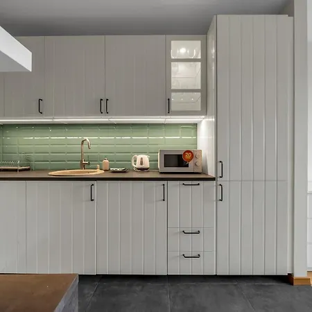 Kozmiana - Workspace, Bus&park Nearby - By Rentujemy Apartment Warsaw