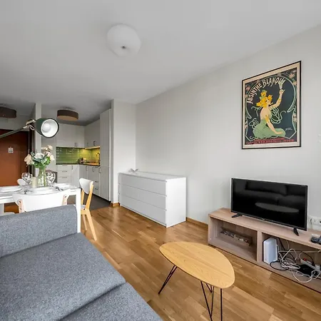 Apartment Kozmiana - Workspace, Bus&park Nearby - By Rentujemy Warsaw