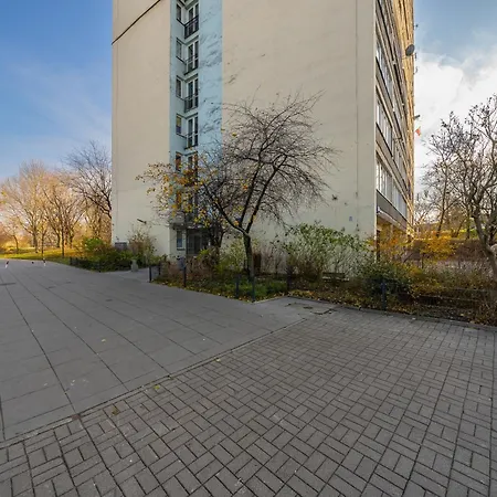 Apartment Kozmiana - Workspace, Bus&park Nearby - By Rentujemy