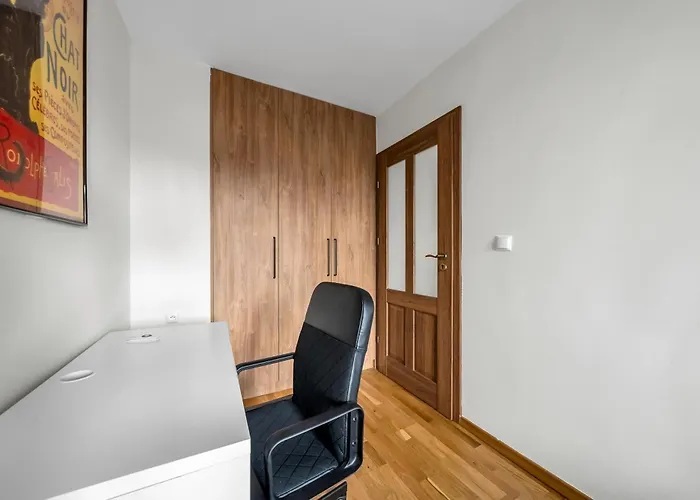 Διαμέρισμα Kozmiana - Workspace, Bus&park Nearby - By Rentujemy Βαρσοβία