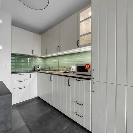 Lejlighed Kozmiana - Workspace, Bus&park Nearby - By Rentujemy Warszawa